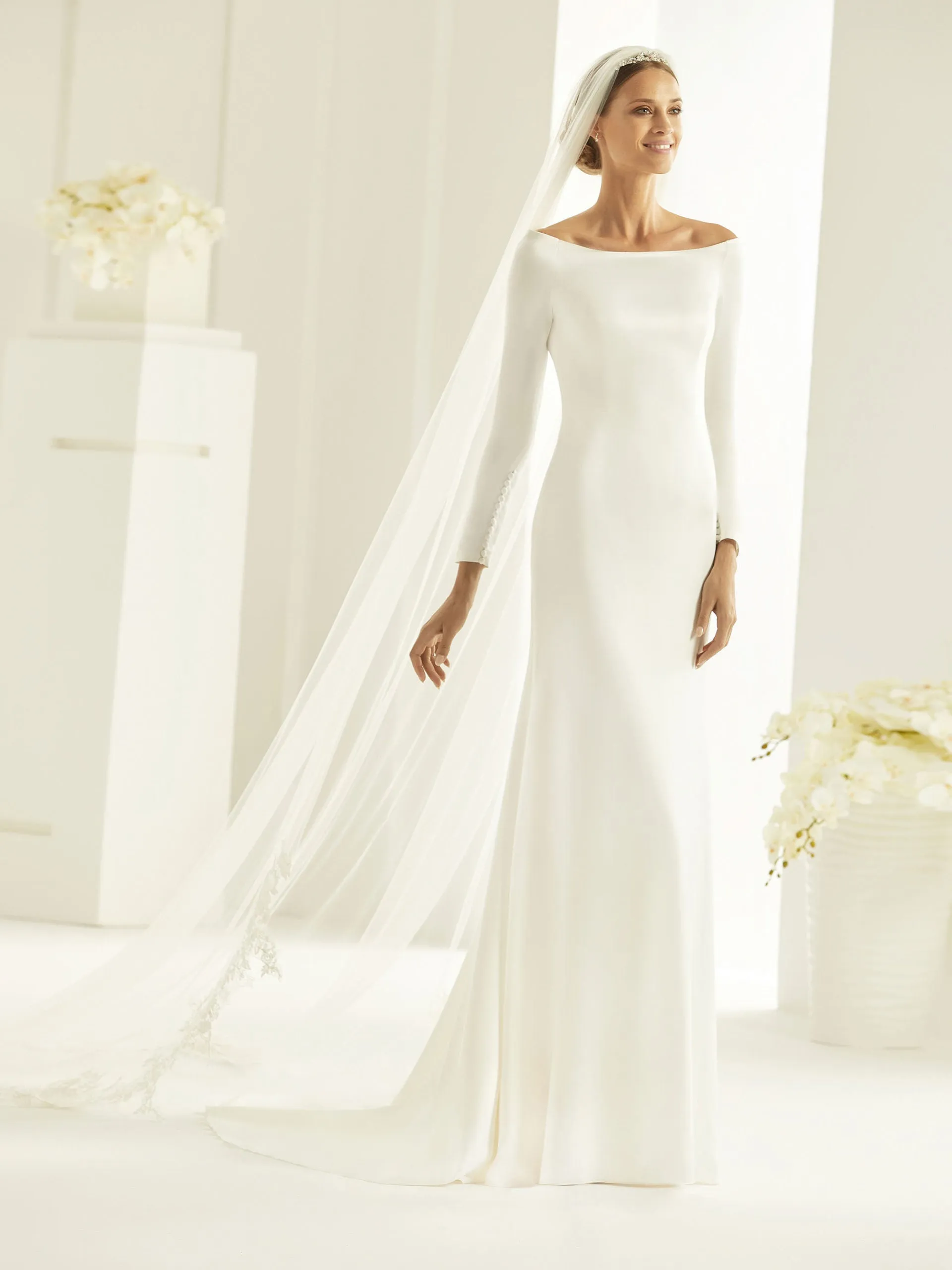 Bianco Evento - Nicole Sample Gown