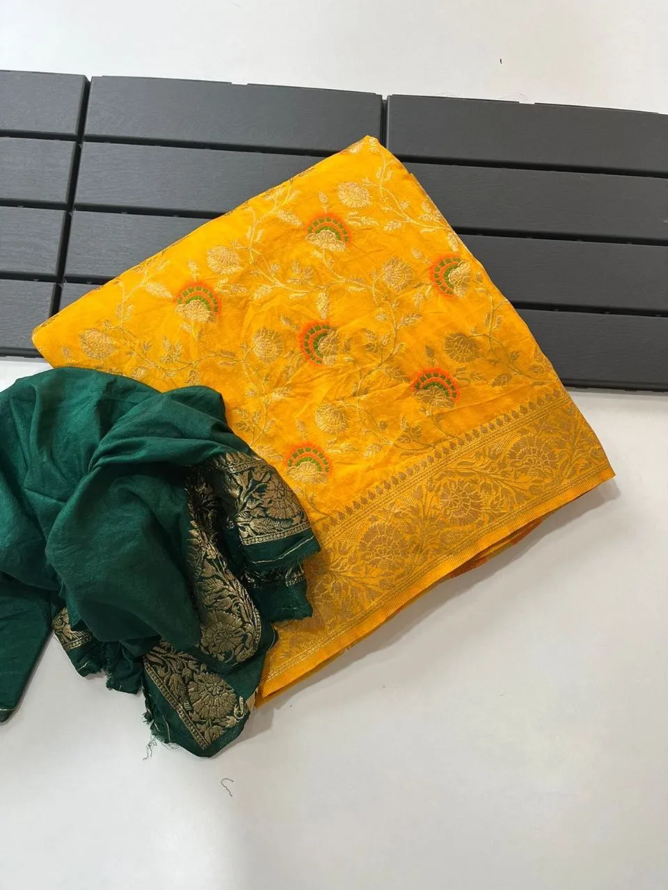 Chatoyant Yellow Soft Banarasi Silk Saree With Exquisite Blouse Piece