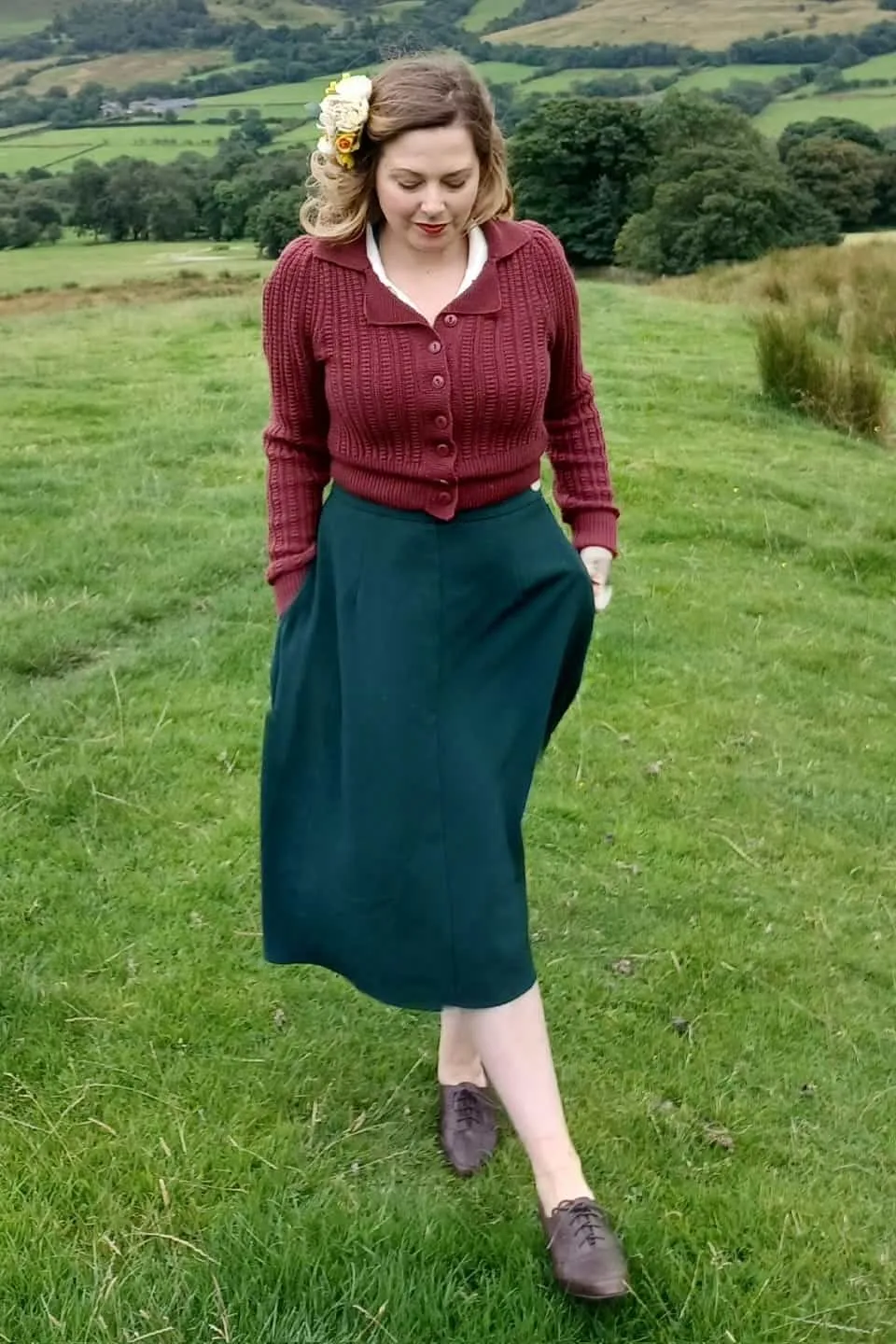Classic 1940s Style A-Line Skirt in Forest Green