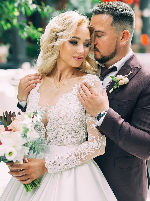 Elegant A-line Satin Appliques Lace Wedding Dresses With Long Sleeves WD573