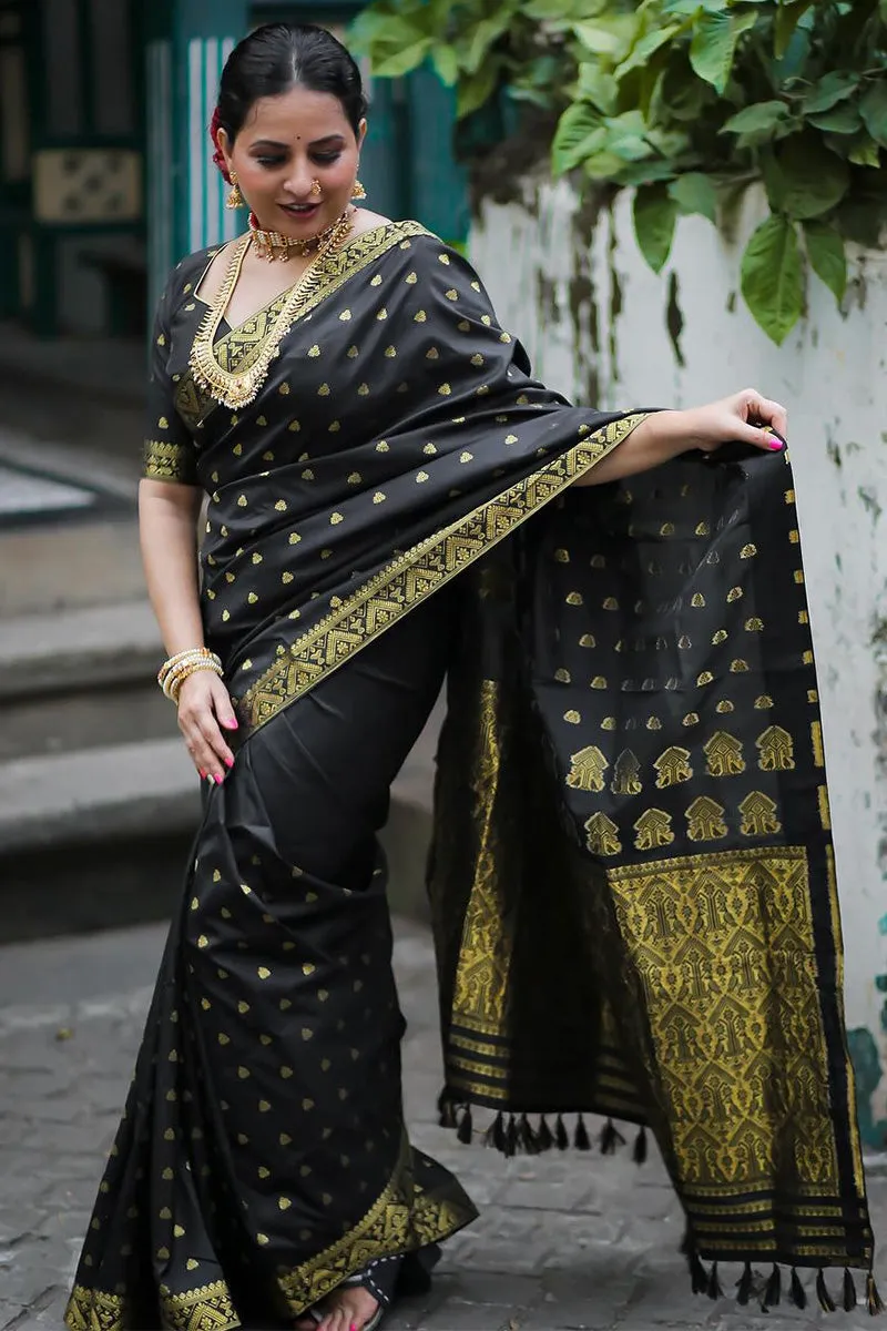 Enthralling Black Soft Silk Saree With Luminous Blouse Piece