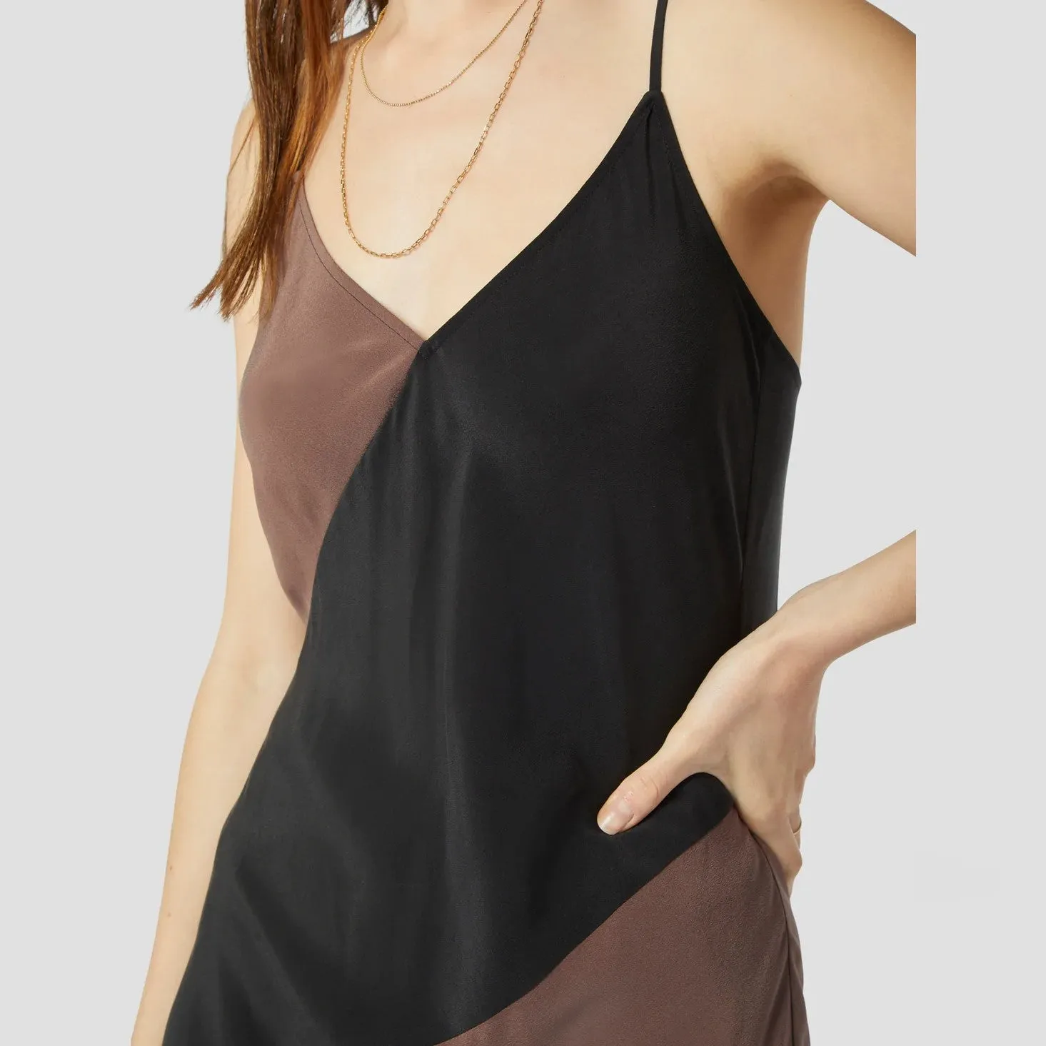 Forain Dress (True Black Vintage Brown)