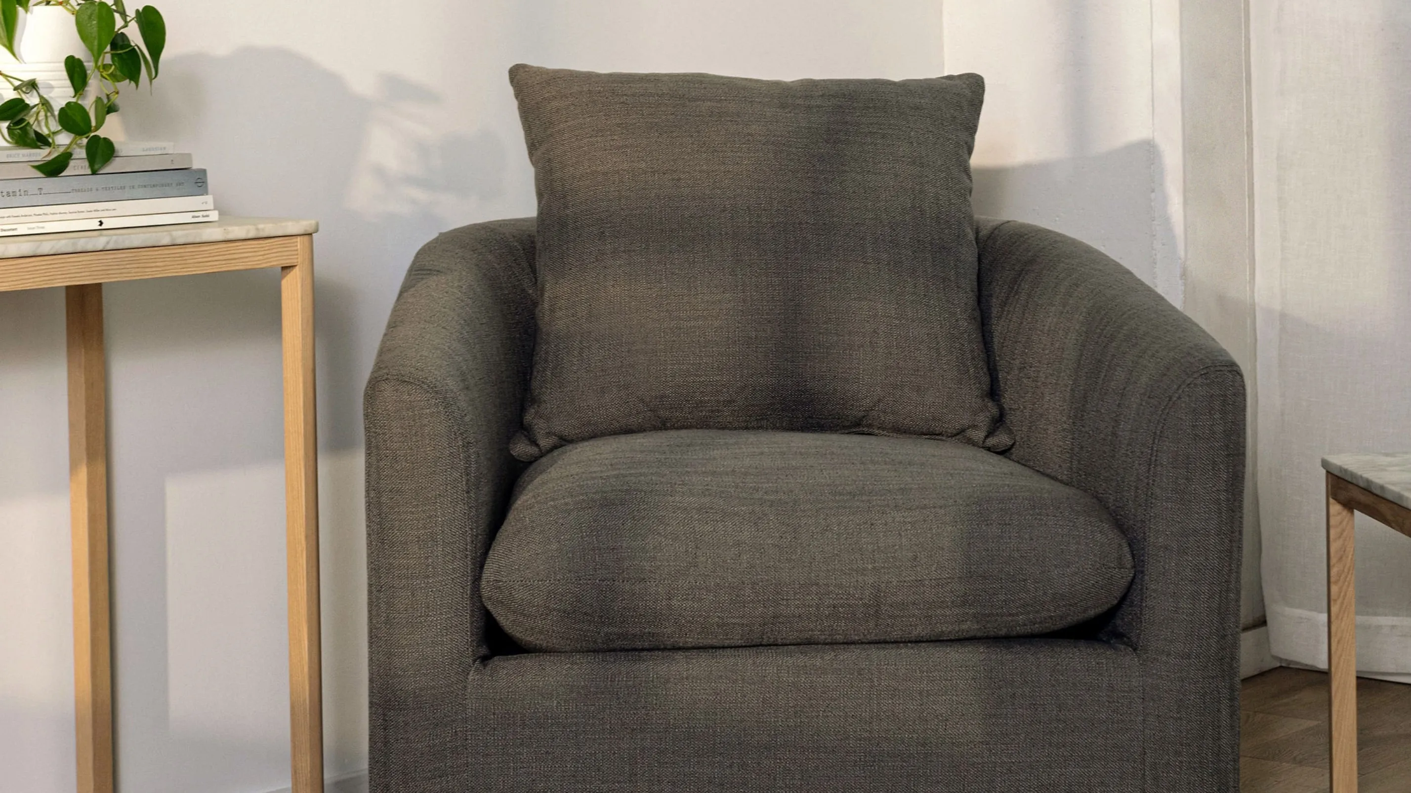 Sink In Swivel Lounge Chair, Slate