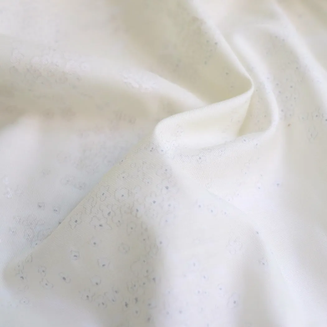 Swatch — Nani Iro Lei Nani Cotton Silk Lawn — Pearl D