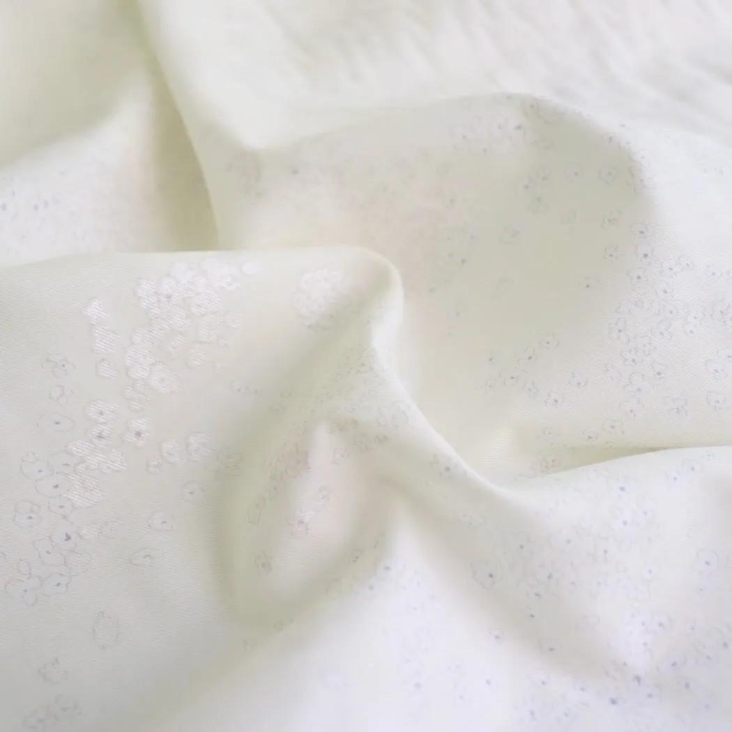 Swatch — Nani Iro Lei Nani Cotton Silk Lawn — Pearl D
